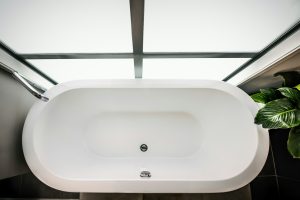 material bathtub