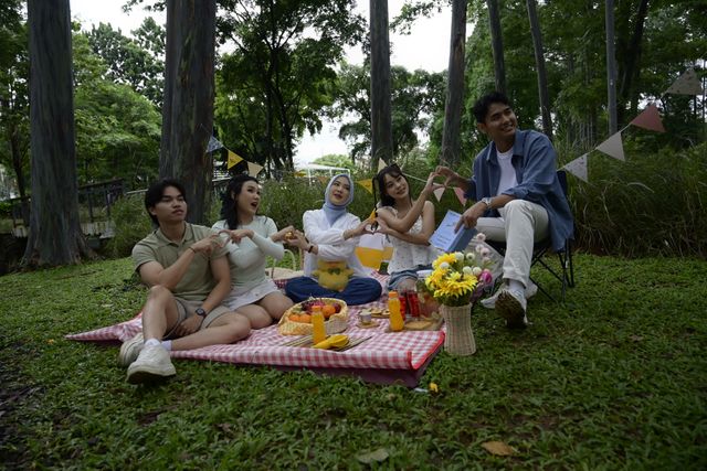 hang out bareng teman