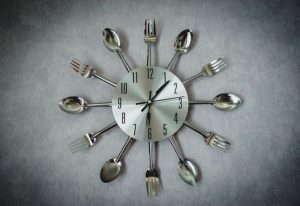 jam dinding unik